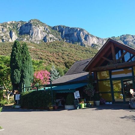 Camping Ecovillage Soleil Du Pibeste 아고스 비달로스 외부 사진